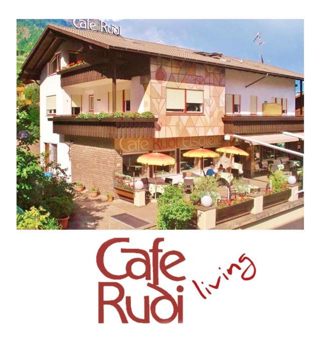 Cafe Rudi Living Acomodação com café da manhã Parcines Exterior foto